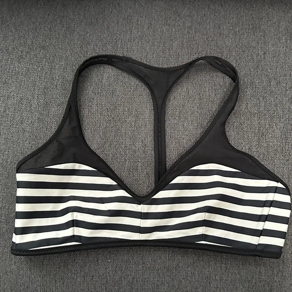 New Lululemon Reversible Swim Top - Picture 10 of 12